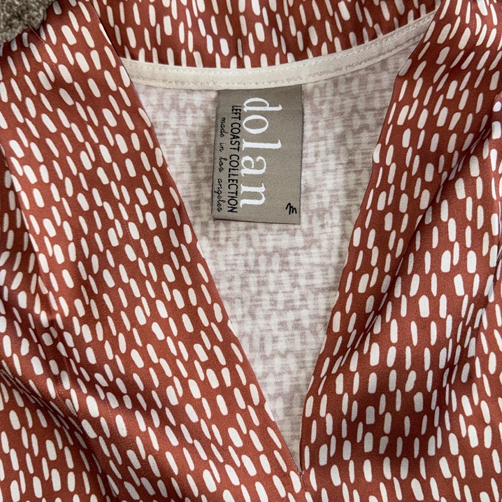 Dolan Left Coast Pia sleeveless cross cross blouse size medium - Picture 2 of 6